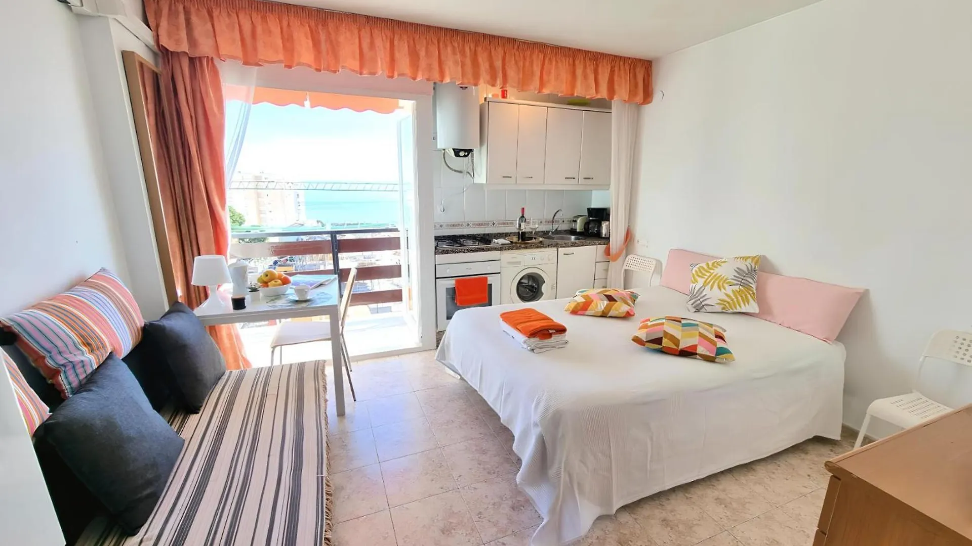 Estudio Las Naciones Apartment Benalmadena